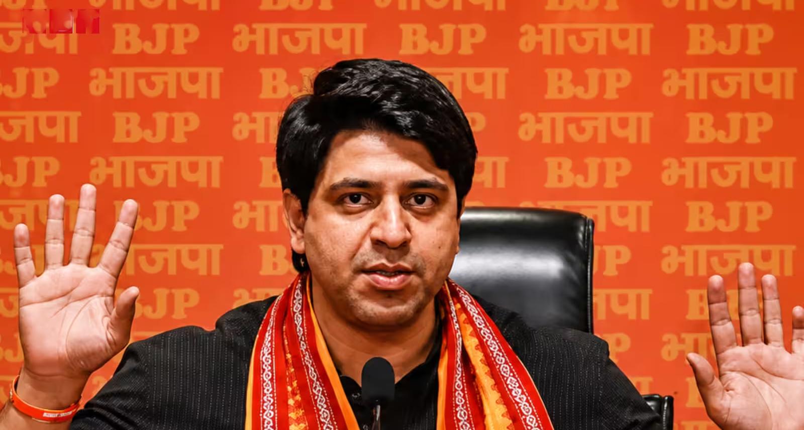 'व्यवस्था छोड़ रहा हूं, विचार नहीं': शहजाद पूनावाला ने बीजेपी से दिया इस्तीफा, अब निजी क्षेत्र में शुरू करेंगे नई पारी
