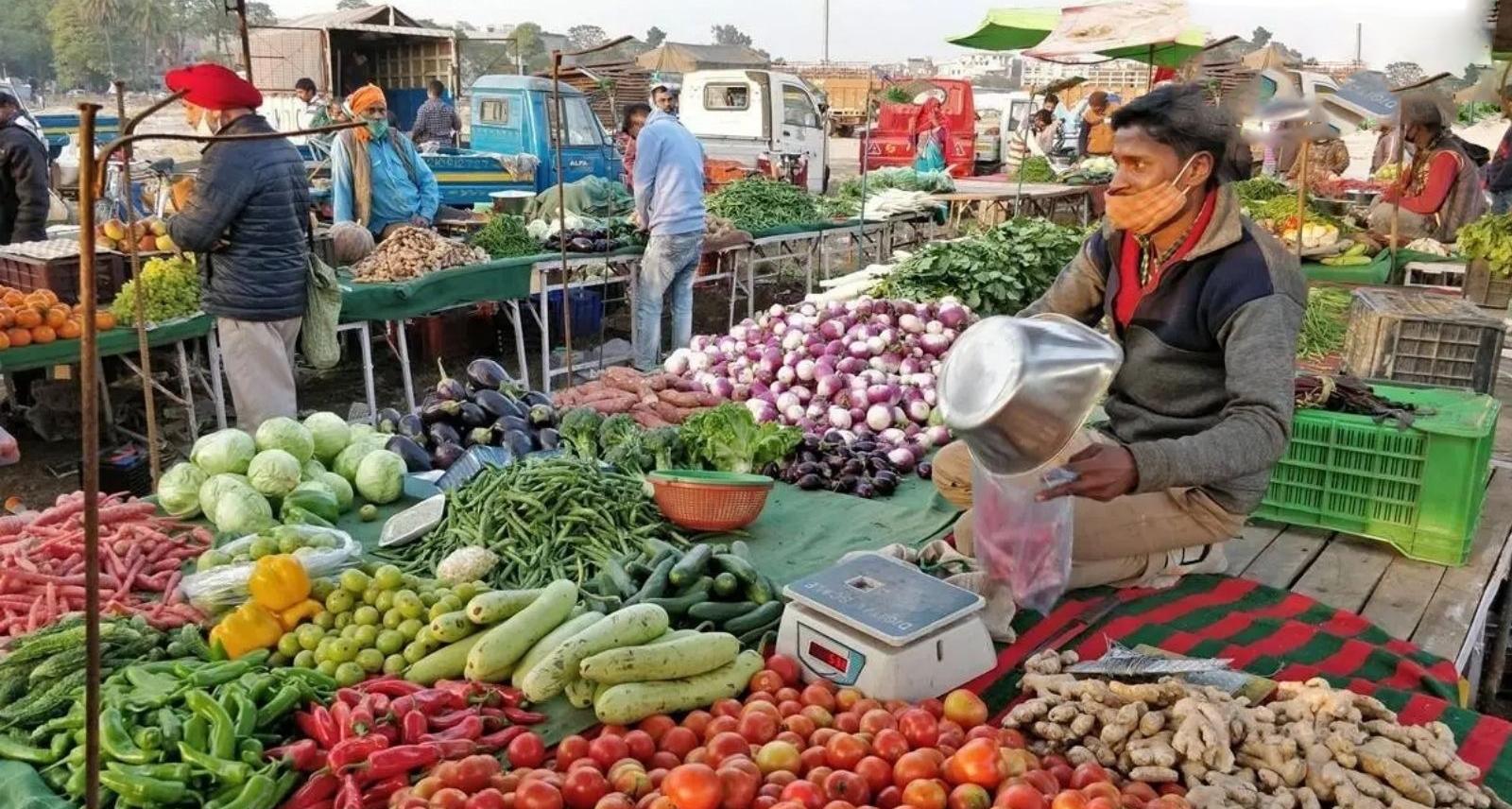 भारत में थोक महंगाई से राहत: जुलाई में घटकर 9.78% पर आई WPI दर, फ्यूल और बिजली की कीमतों में नरमी