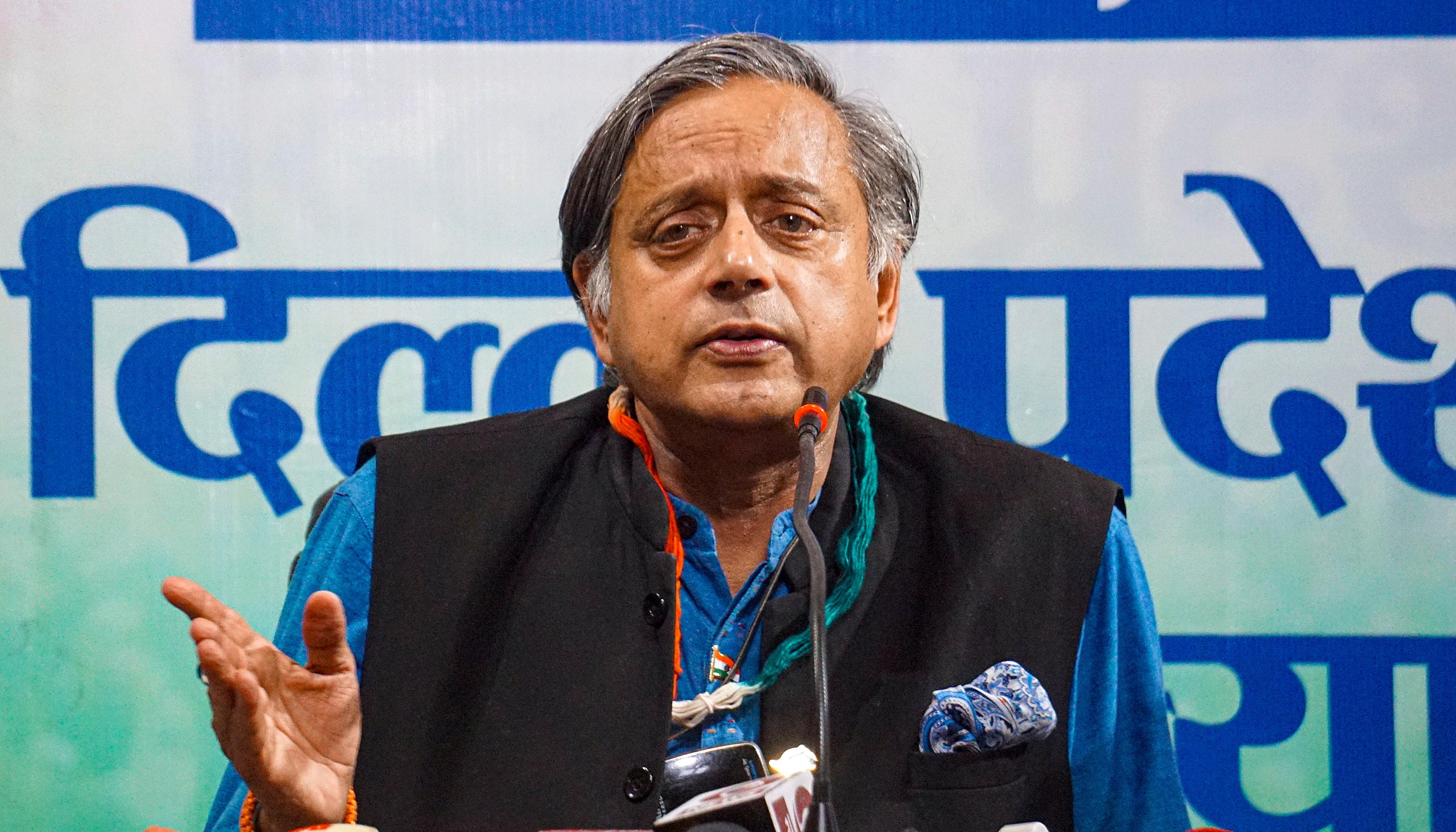 'कॉकरोच जनता पार्टी' के समर्थन में उतरे शशि थरूर: X अकाउंट बैन करने को बताया गलत, बोले— "युवाओं की नाराजगी जायज"