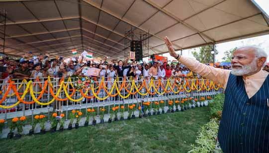 बंगाल में 'क्रांति' का आह्वान: पीएम मोदी बोले— "पहले चरण ने तय की भाजपा की विजय, अब टीएमसी के डर से मिलेगी आजादी"