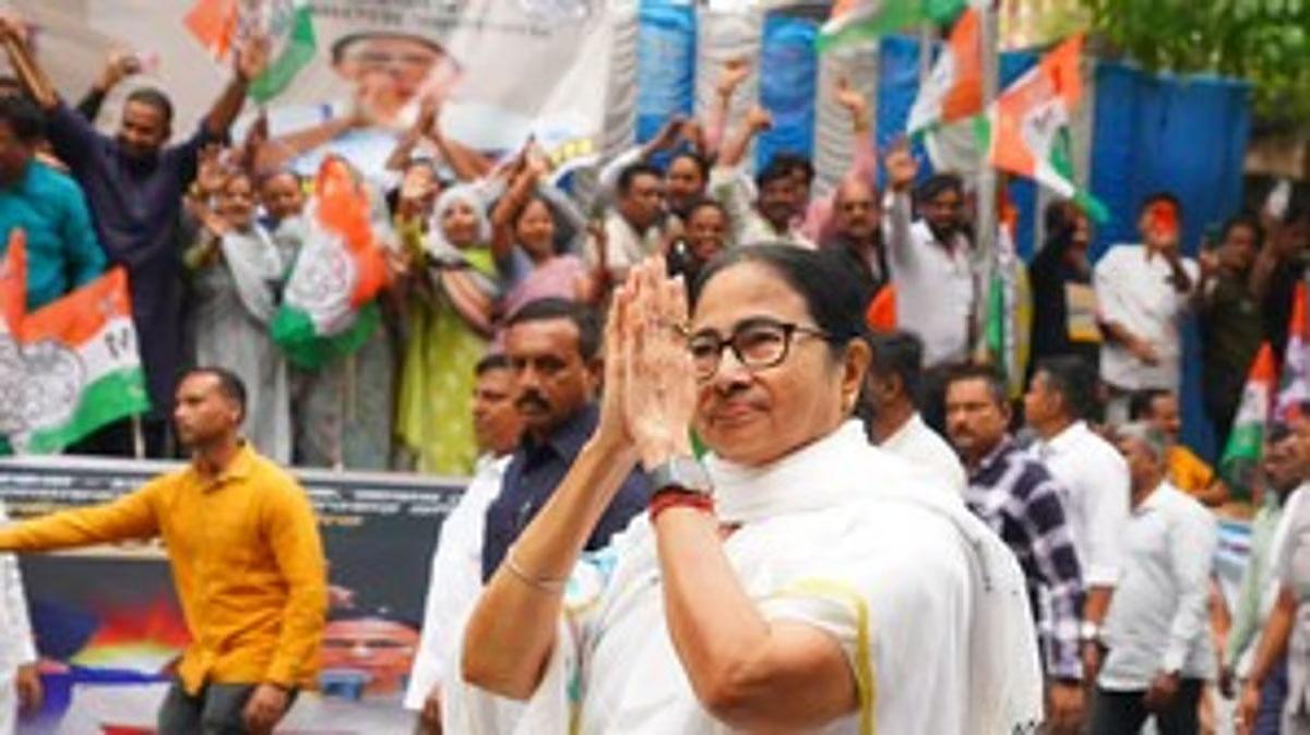 रानीगंज की हुंकार: "बंगाल से ही होगा भाजपा का अंत", ममता बनर्जी ने दंगे और कोयला घोटाले पर घेरा
