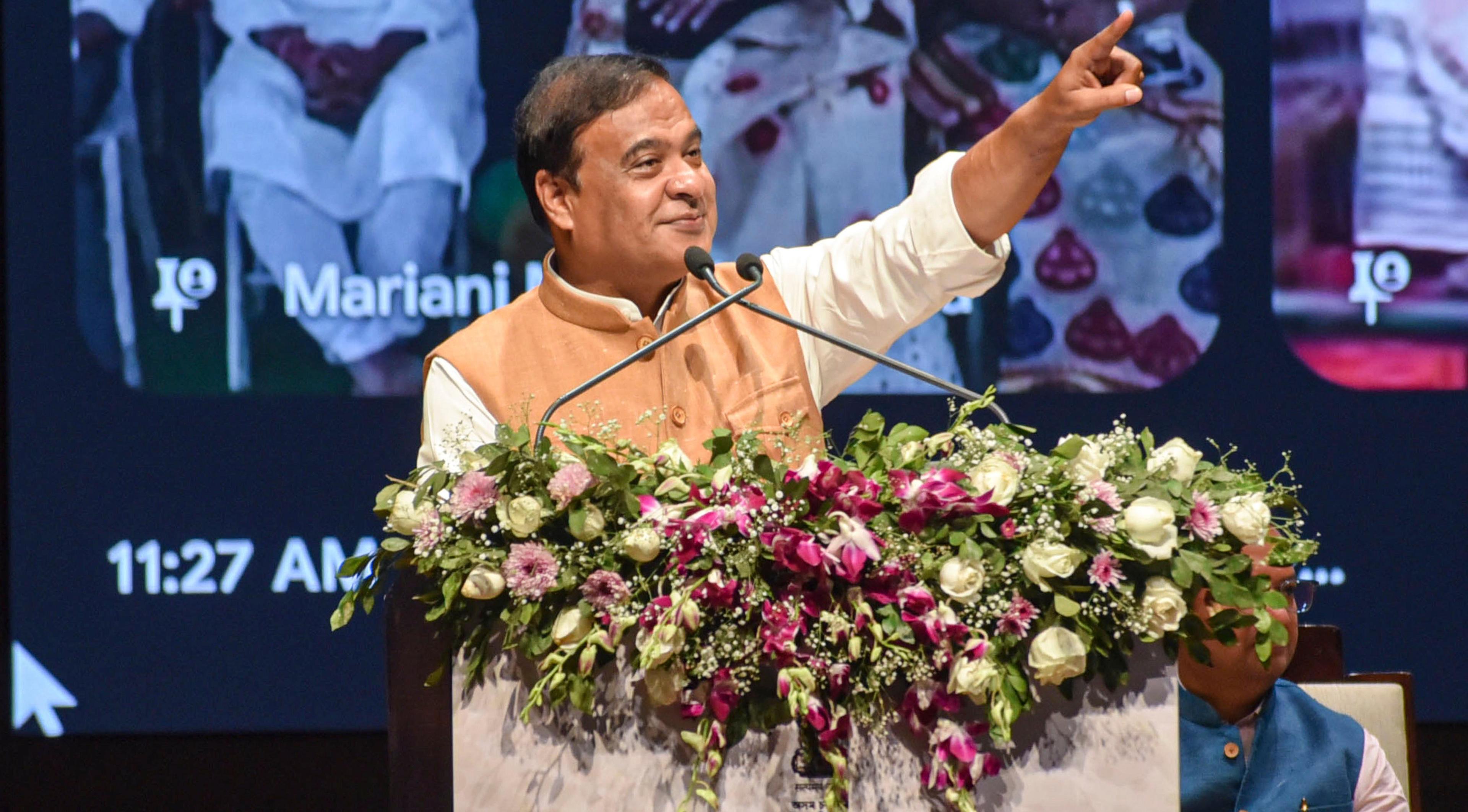 सियासत और संपत्ति: असम के CM हिमंत बिस्वा सरमा ने दाखिल किया नामांकन, 10 साल में 5 गुना बढ़ी पारिवारिक दौलत