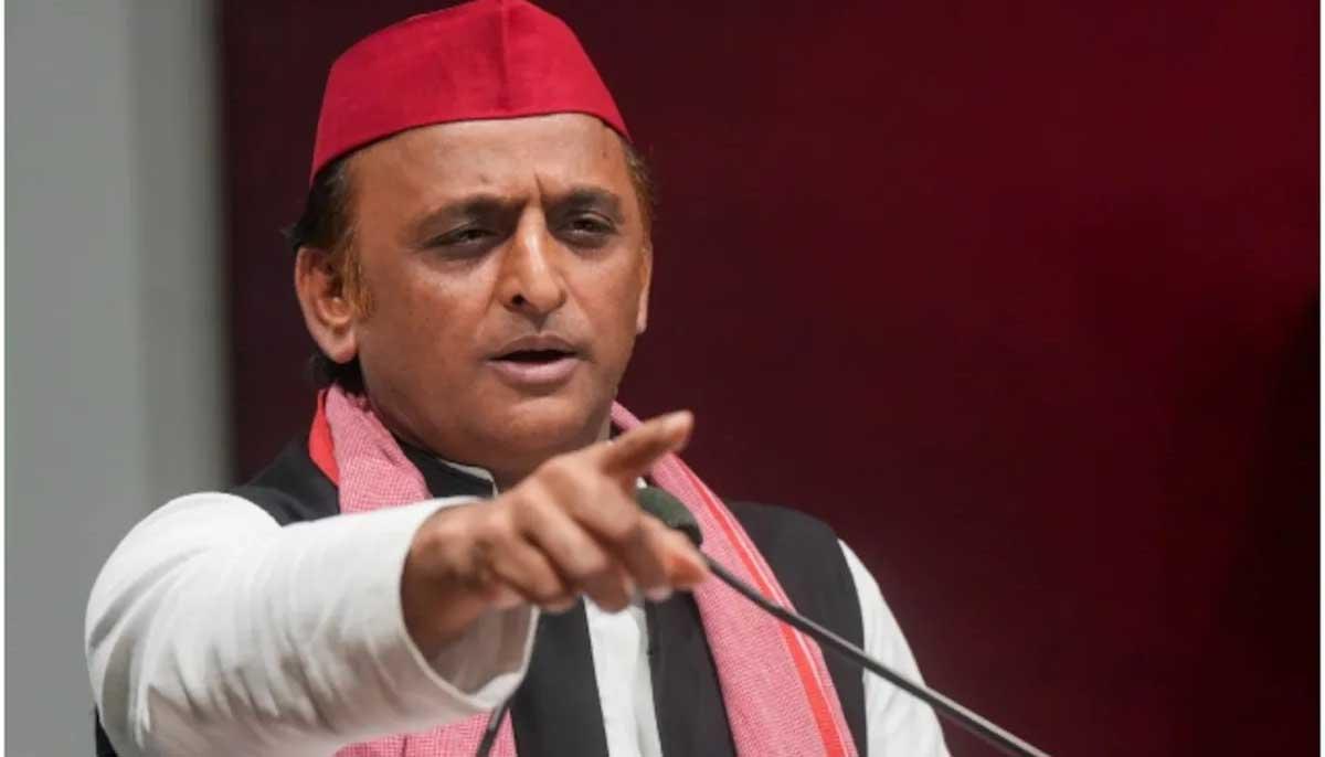 अखिलेश यादव का बड़ा बयान: '2027 का यूपी चुनाव सपा के लिए आखिरी मौका, हारे तो चंबल चले जाएंगे'